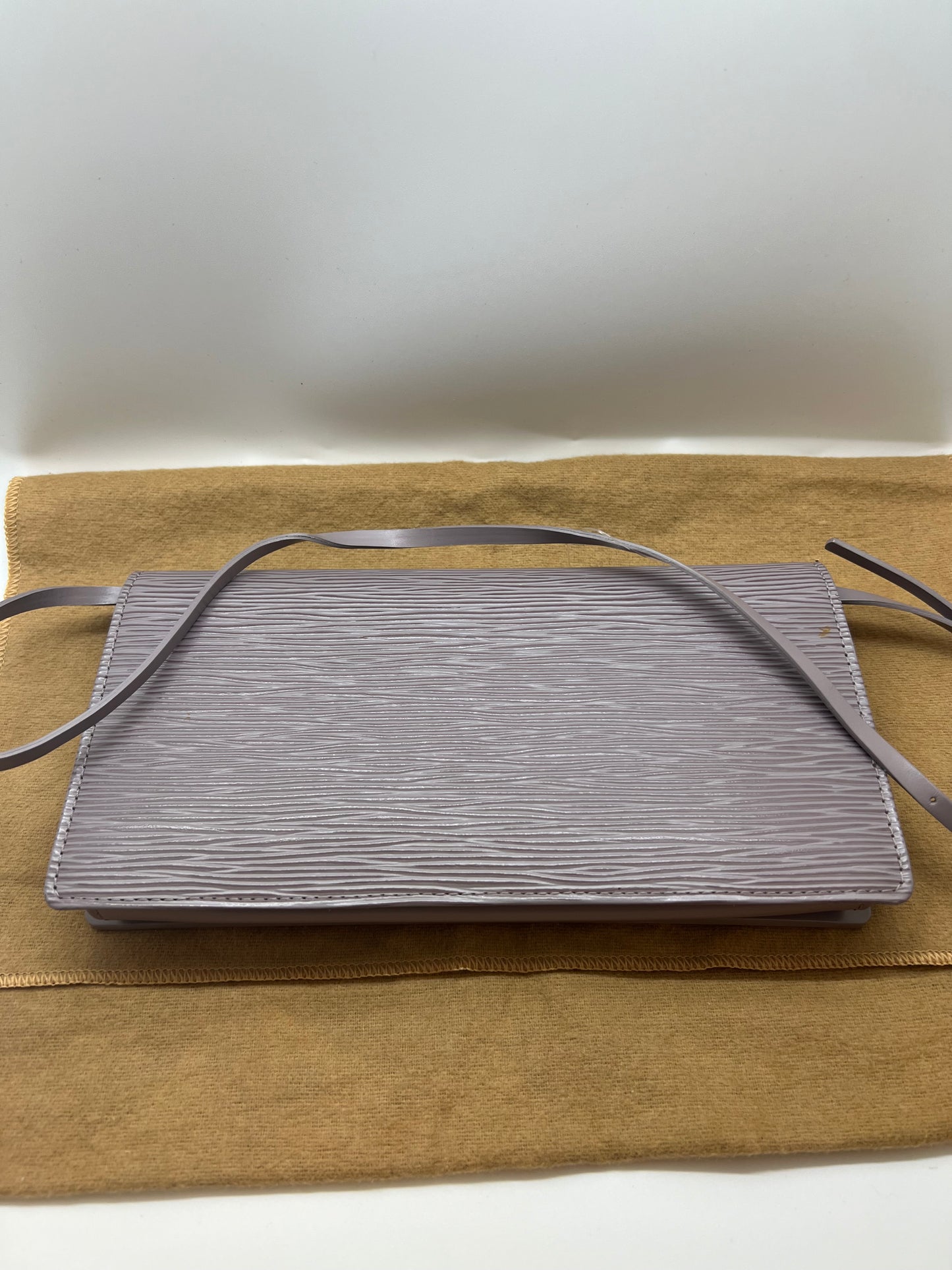 Louis Vuitton Honfleur Clutch Epi Shoulder Bag - Lilac