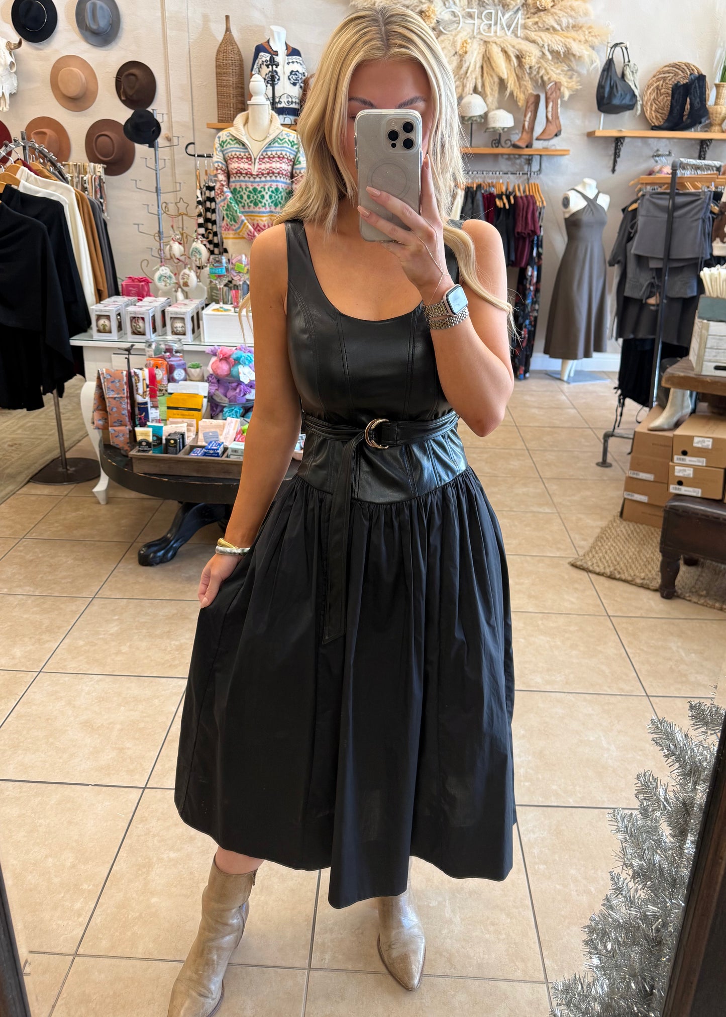 Reset By Jane Empire Waist Midi Dress - Blk