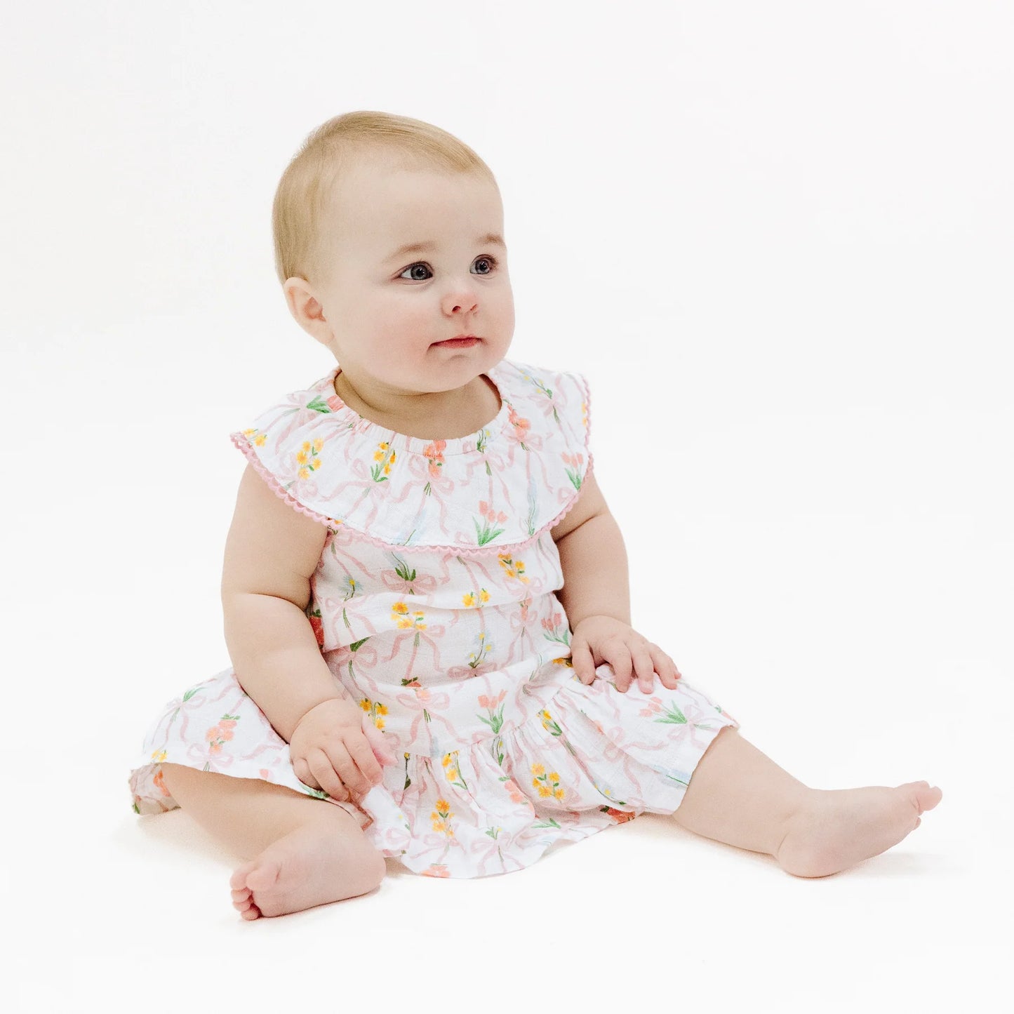 Angel Dear Ribbon Bouquet Circle Neck Ruffled Dress with Bloomers