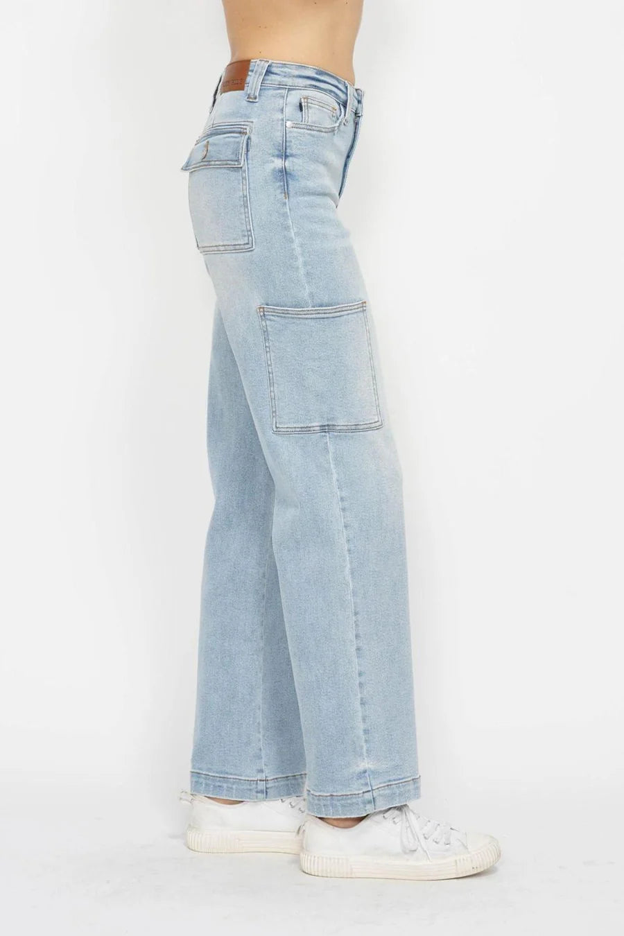 Judy Blue HW Cargo Wide Leg Pants - Light Wash