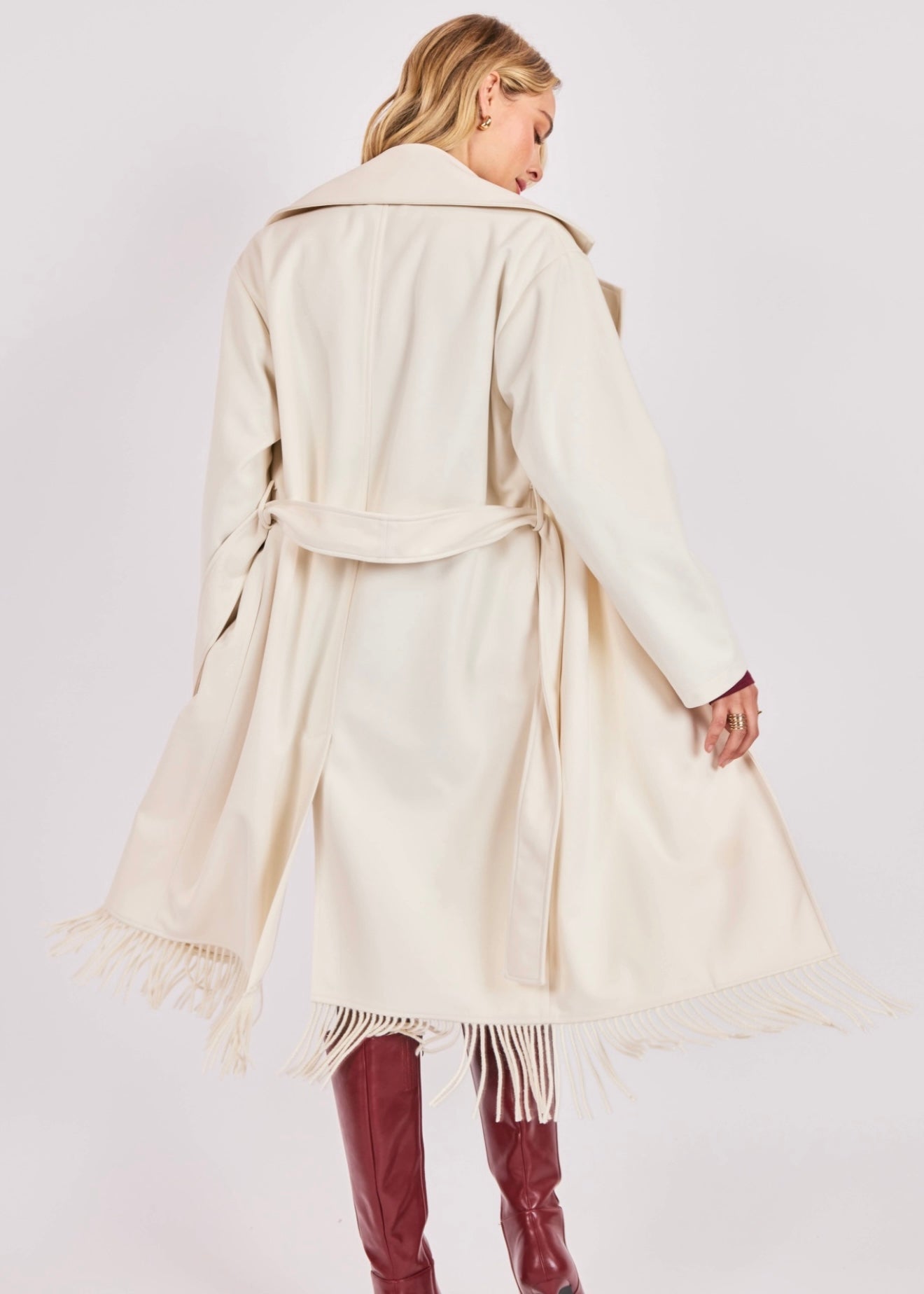 Sadie & Sage Reeve Soft Fringe Coat - Cream