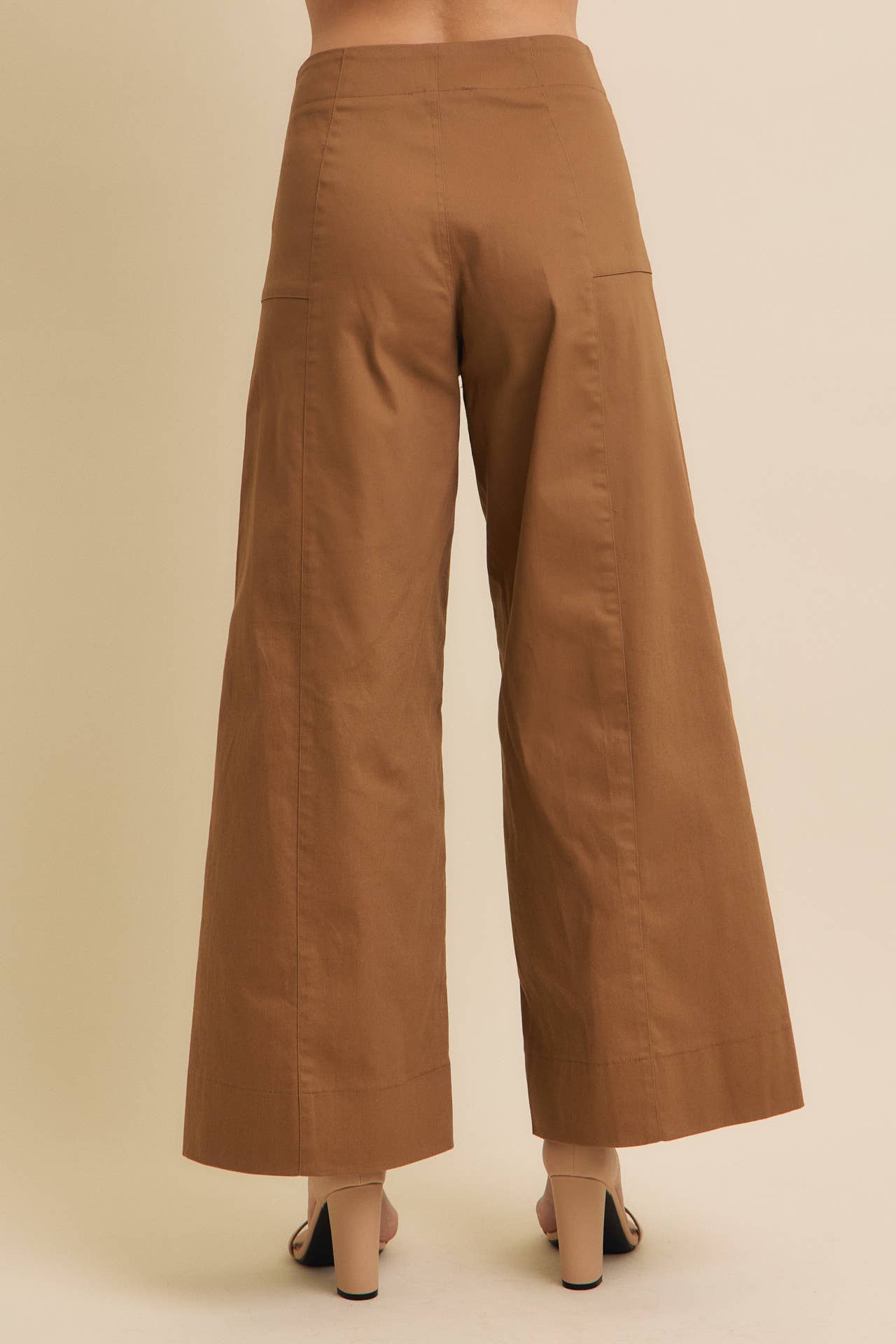 In February - FLATTERING WIDE LEG FULL-LENGTH STRETCHY COTTON TWILL PANTS - BURGUNDY