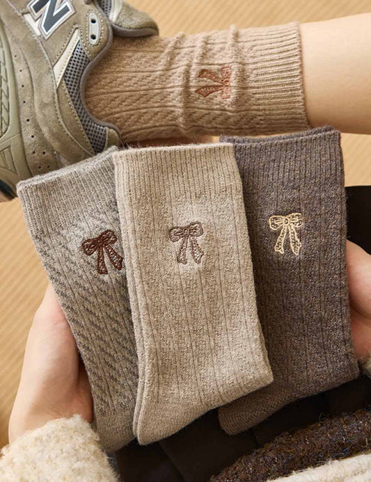 Dipped Shop - Simple Thicken Warm Bow Embroidery Crew Socks : Khaki