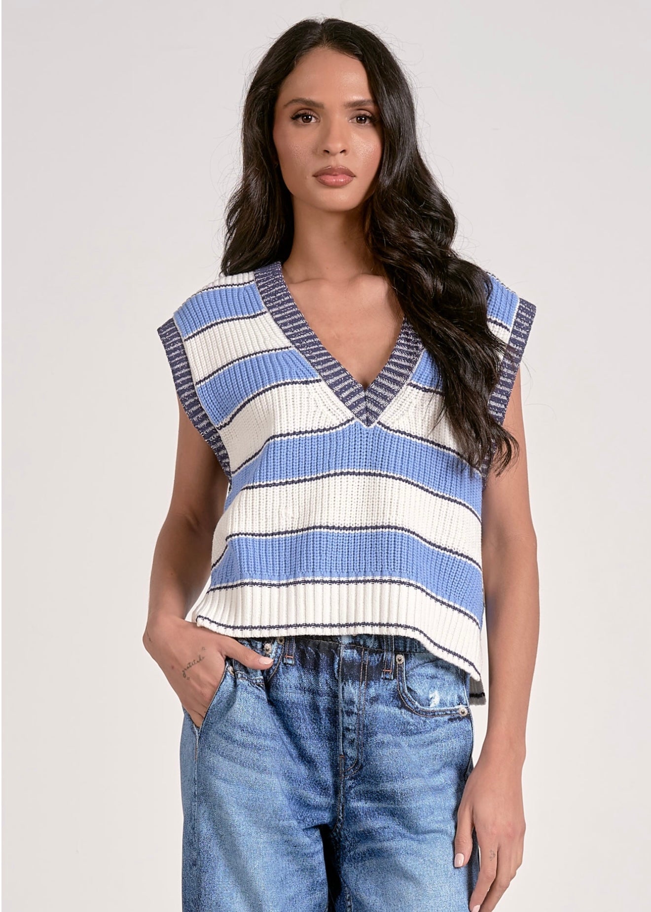 Elan State Sleeveless Sweater