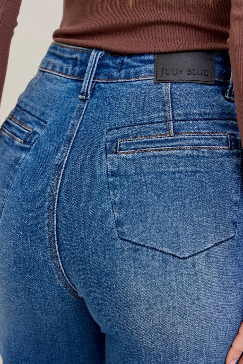 Judy Blue Jeans - HW Column Straight Button-Fly & Back Welt Pkts: DK