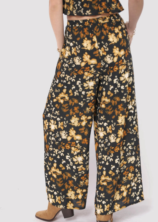 Sadie & Sage With Ease Printed Wide Leg Pull On Pants