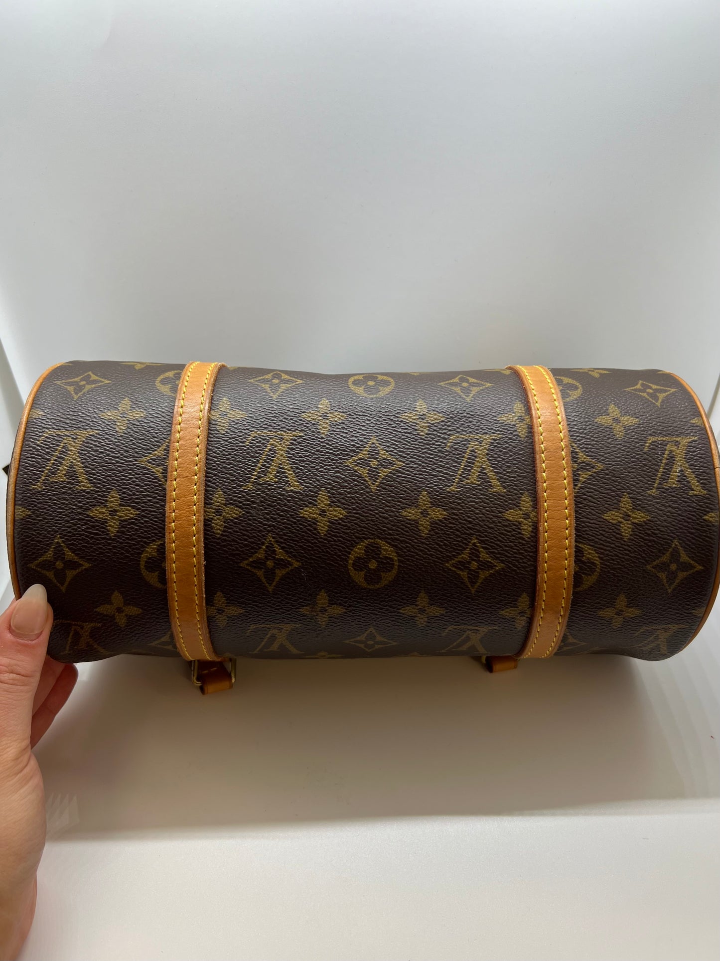 Louis Vuitton Papillon 26 Handbag - Monogram Canvas