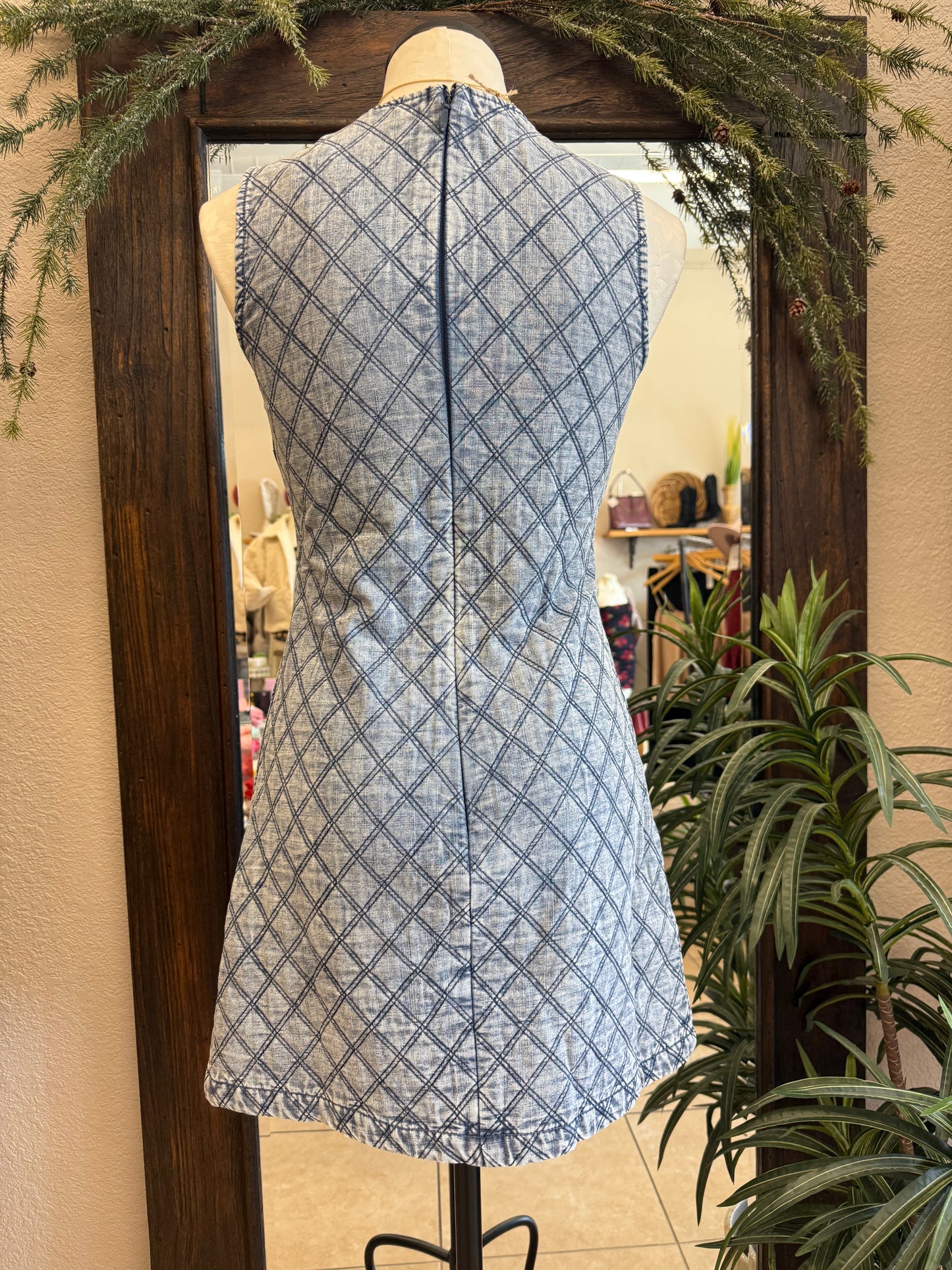 Zoe & Claire Quilted A-Line Sleeveless Mini Dress