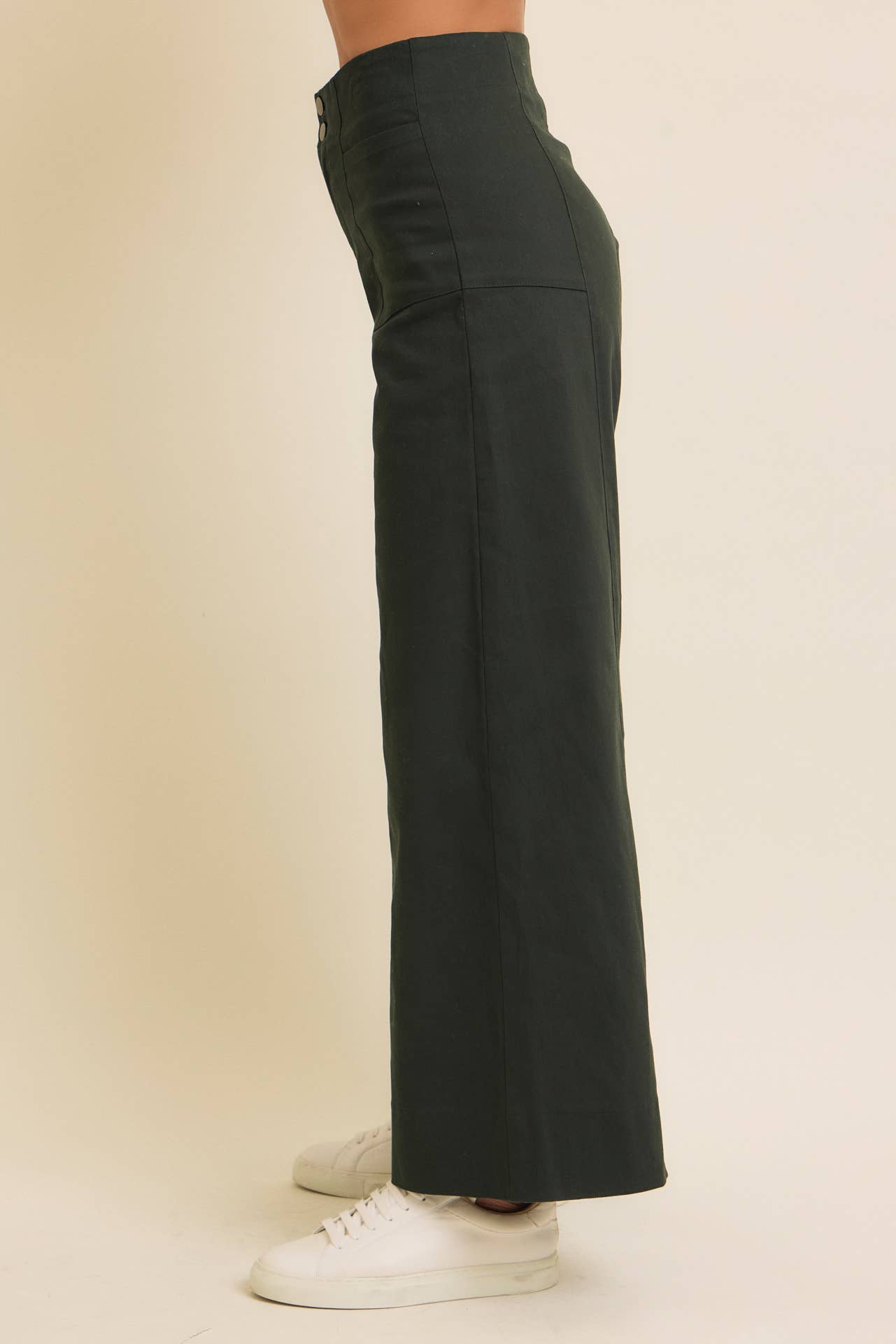 In February - FLATTERING WIDE LEG FULL-LENGTH STRETCHY COTTON TWILL PANTS - BURGUNDY