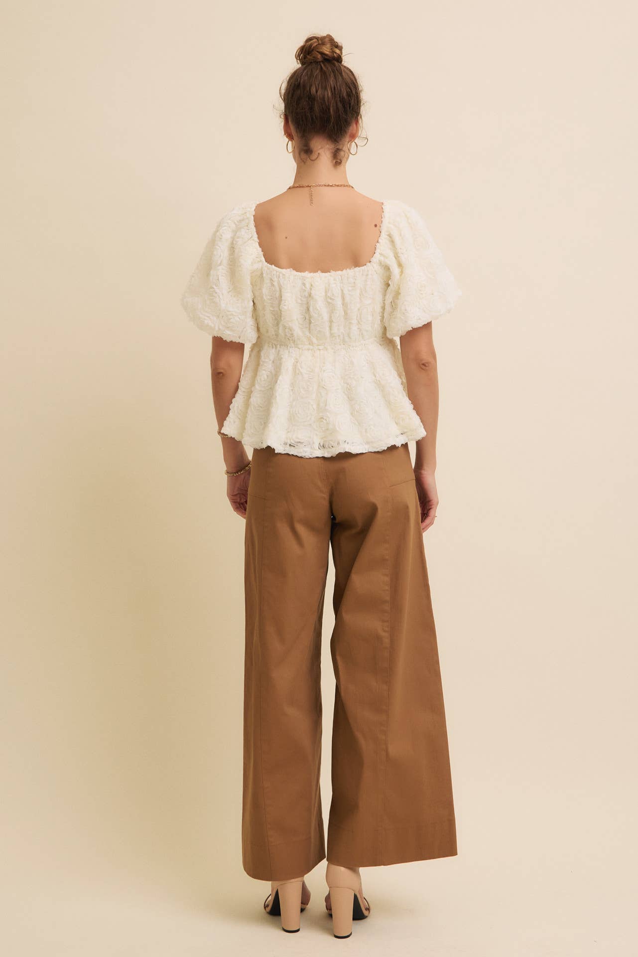 In February - FLATTERING WIDE LEG FULL-LENGTH STRETCHY COTTON TWILL PANTS - BURGUNDY