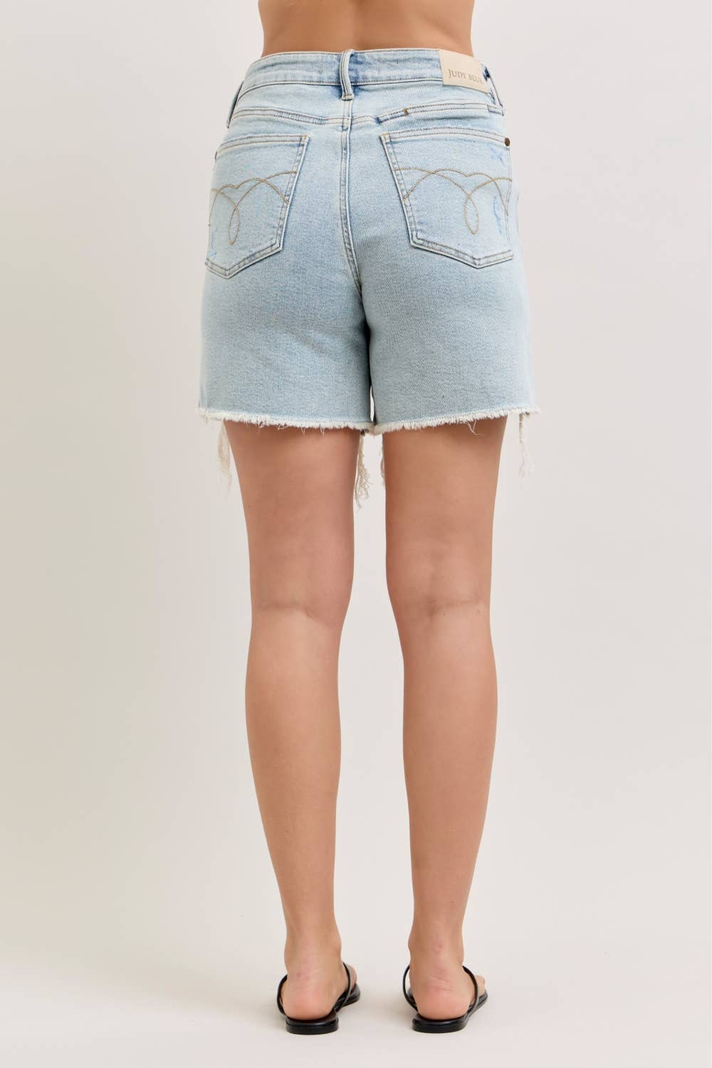 Judy Blue Jeans - HW Rigid Magic Dad Short w/ Cell Phone Back Pkt: LT