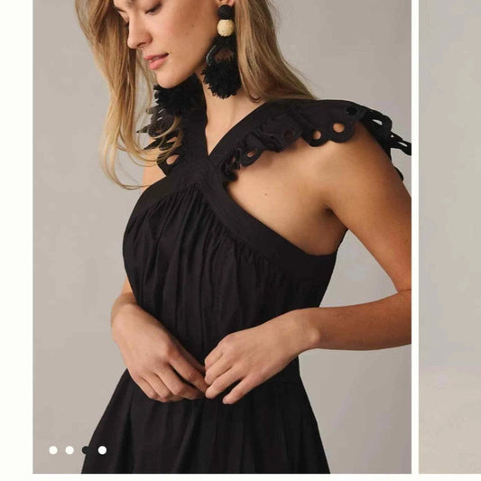En Saison Eyelet Midi Dress - Blk