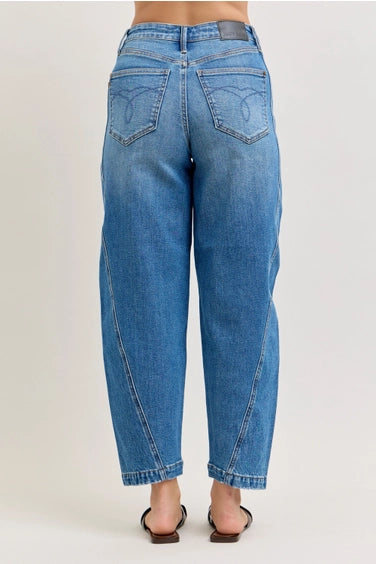 Judy Blue HW Rigid Magic Panel Barrel Jeans - Medium