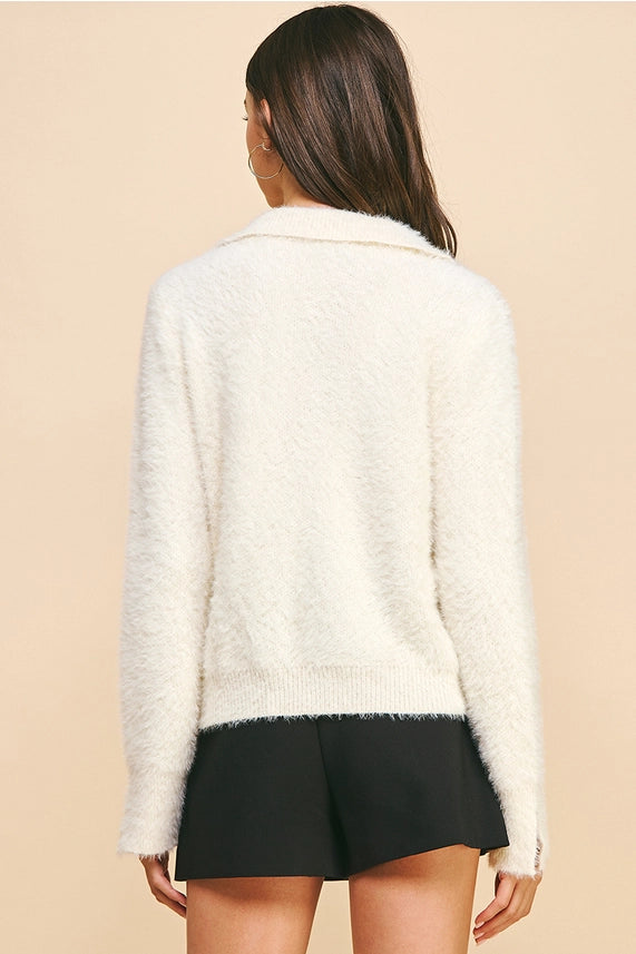 Pinch Soft Yarn Collared Sweater - Ivory