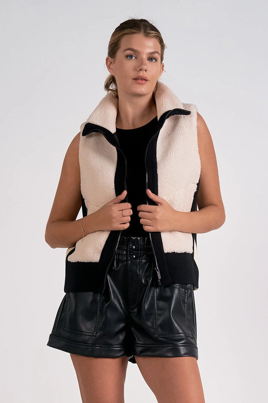 Elan Vanouver Faux Sherpa Vest - Off White